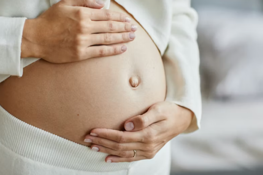 Mode de grossesse : comment s'habiller enceinte au 2e trimestre en automne