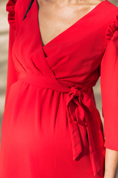 Robe Lucie rouge douce – élégante et confortable pour grossesse, allaitement et post-partum, à porter toute l’année. Fabriquée en France