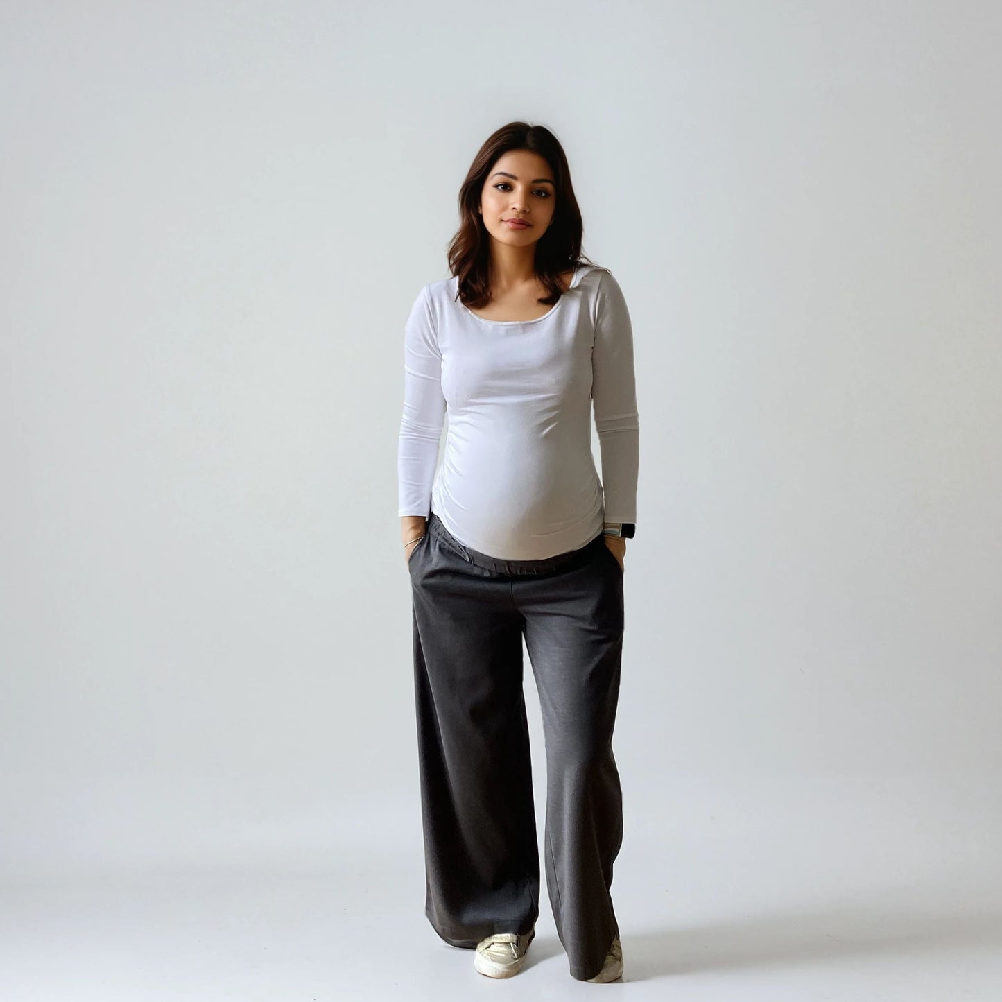 Pantalon de grossesse à porter pendant et apres la grossesse ! Matiere confortable et fluide. Made in France