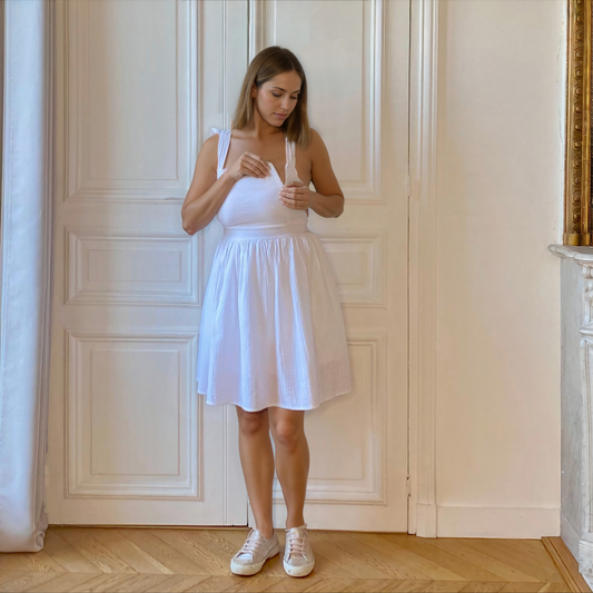 Éclat écru, robe de grossesse et d'allaitement