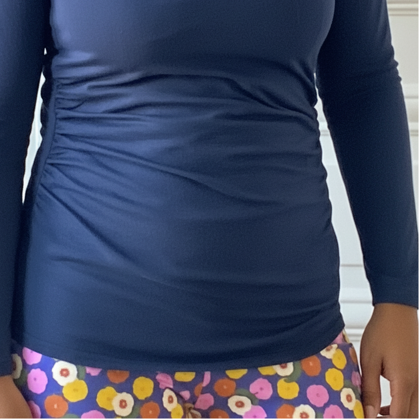 Jeanne bleu, top manches longues de grossesse